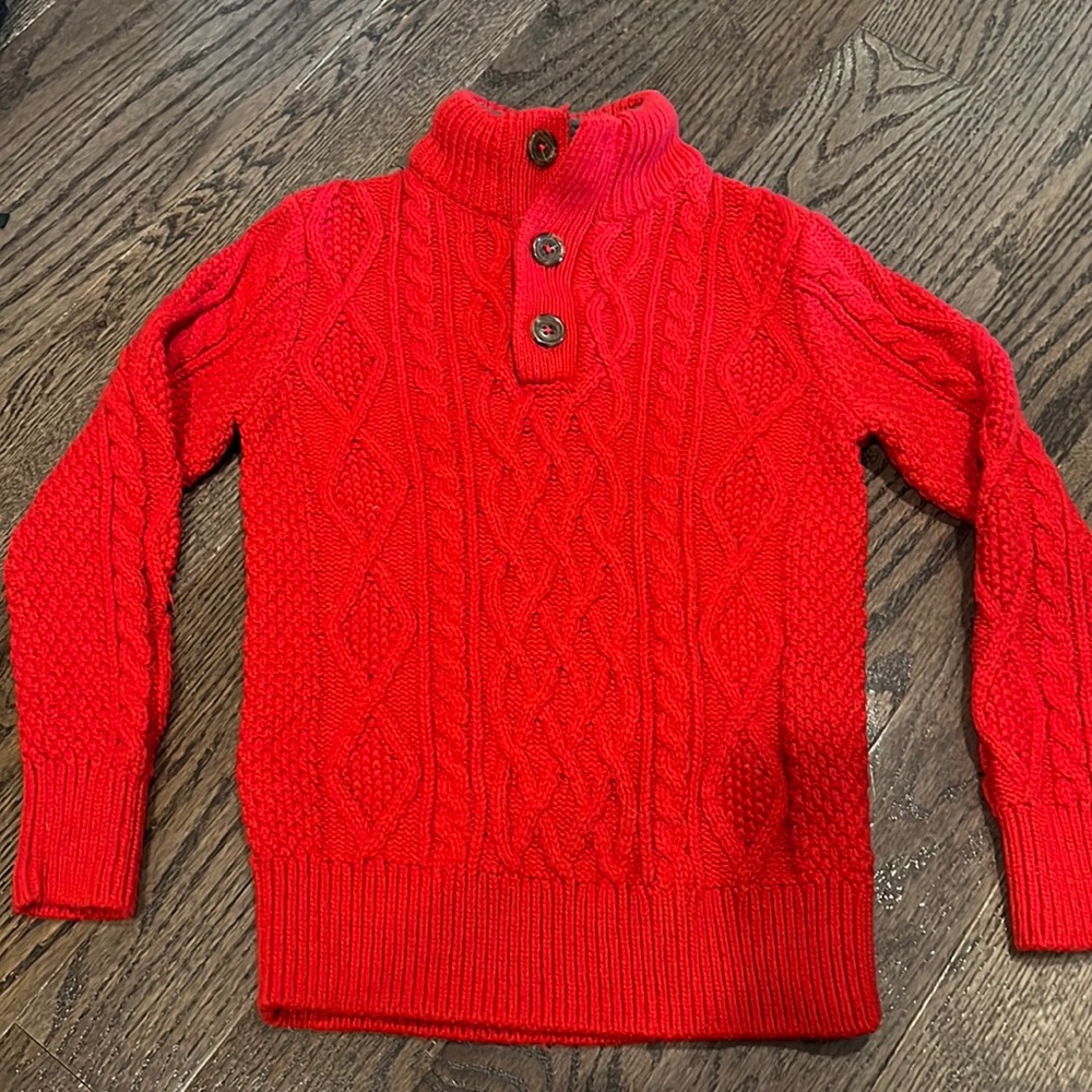 GAP Cable-Knit Sweater